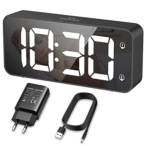 HERMIC Reloj Despertador Digital, LED Despertador con Cable USB, 0-100% Atenuador de Brillo, Pantalla Digital Clara Grande, Snooze, 12 / 24H, Alarmas Duales, Volumen Ajustable, Incluye Adaptador