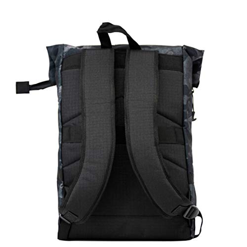 KARACTERMANIA Stranger Things Hunting - Mochila Flap, Multicolor