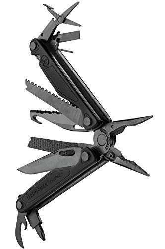 Leatherman Charge Plus - Multiherramienta con 19 utensilios, incluye navajas, alicates, sierra y destornillador, para acampar y pescar, hecha en EE.UU., en negro con una funda de molle