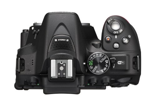 Nikon D5300 - Cámara réflex de 24.2 MP (Pantalla TFT LCD inclinable 3.2", Sensor CMOS DX, vídeo Full HD, AF dinámico con 39 Puntos, WiFi, GPS), Negro - Kit con Objetivo Nikkor AF-S DX VR 18-105 mm