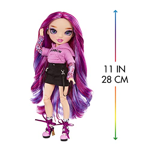 Rainbow High Moda emi Vanda-Juguete Coleccionable para niños-con 2 Prendas Mix & Match y Accesorios para muñecas-Gran Regalo-Edad: 6-12 años-Orquídea (Morado Oscuro), Color (575788C3)