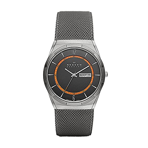 Reloj Skagen Melbye de tres manecillas para hombre, tamaño de caja de 40 mm, al menos 50% de acero inoxidable reciclado